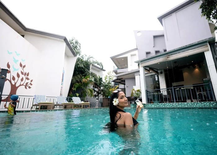 pool