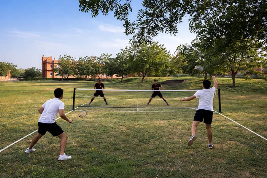 Badminton