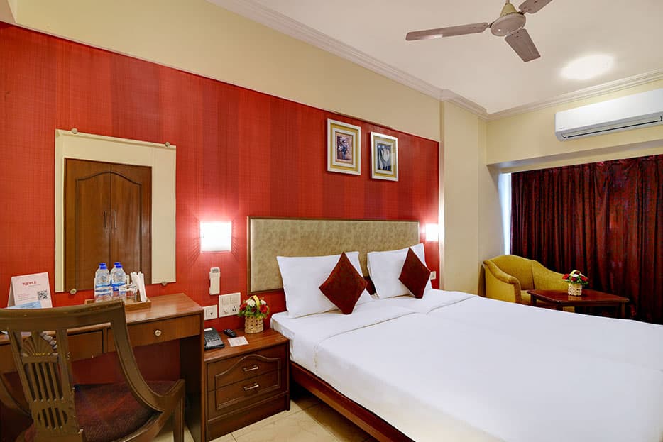 Standard Twin Room