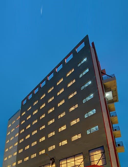 7 Apple Hotel 