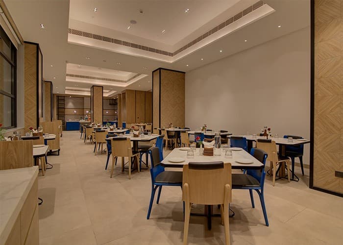 7apple restaurant2