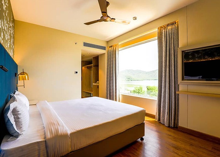Jalmahal Room 