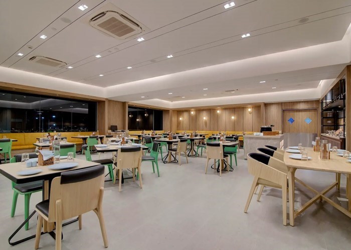 7 Apple Hotel - Appetite 1