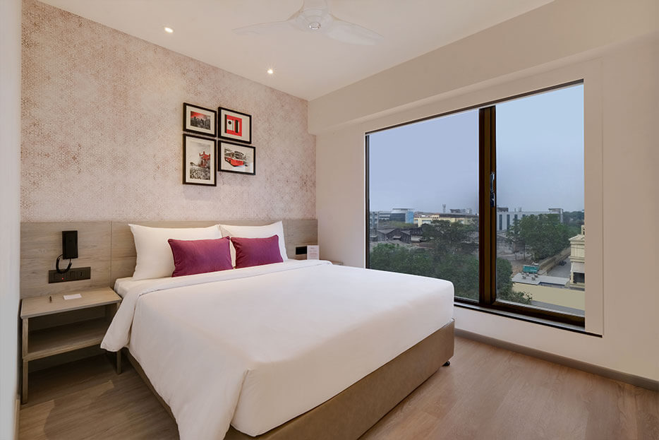 Standard Queen Room