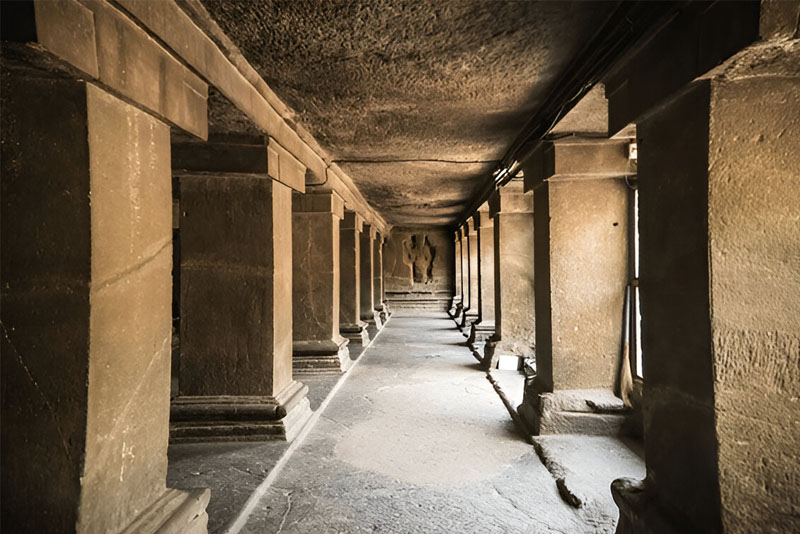 Pataleshwar Cave